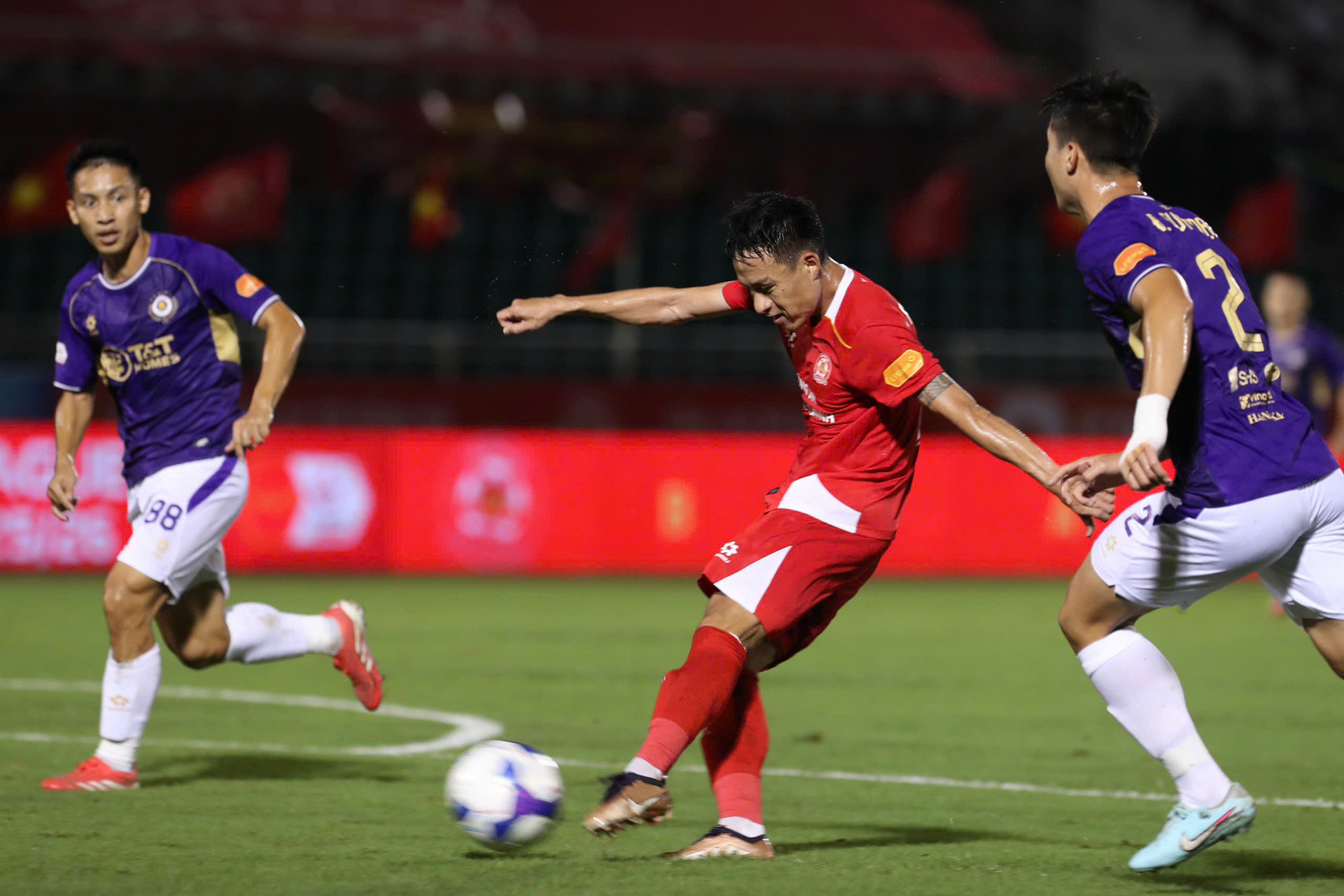 Huy Toan CAHCM Ha Noi 1.jpg