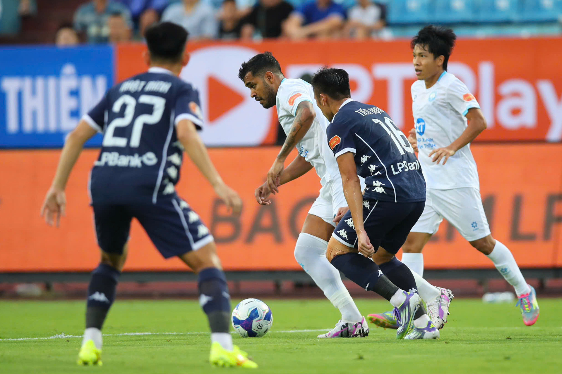 Nam Dinh Hai Phong 2.jpg