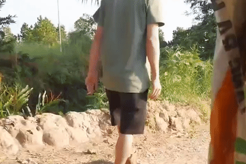 Những bước đi đầu tiên của người đàn ông sau hơn 1 năm đứt lìa chân