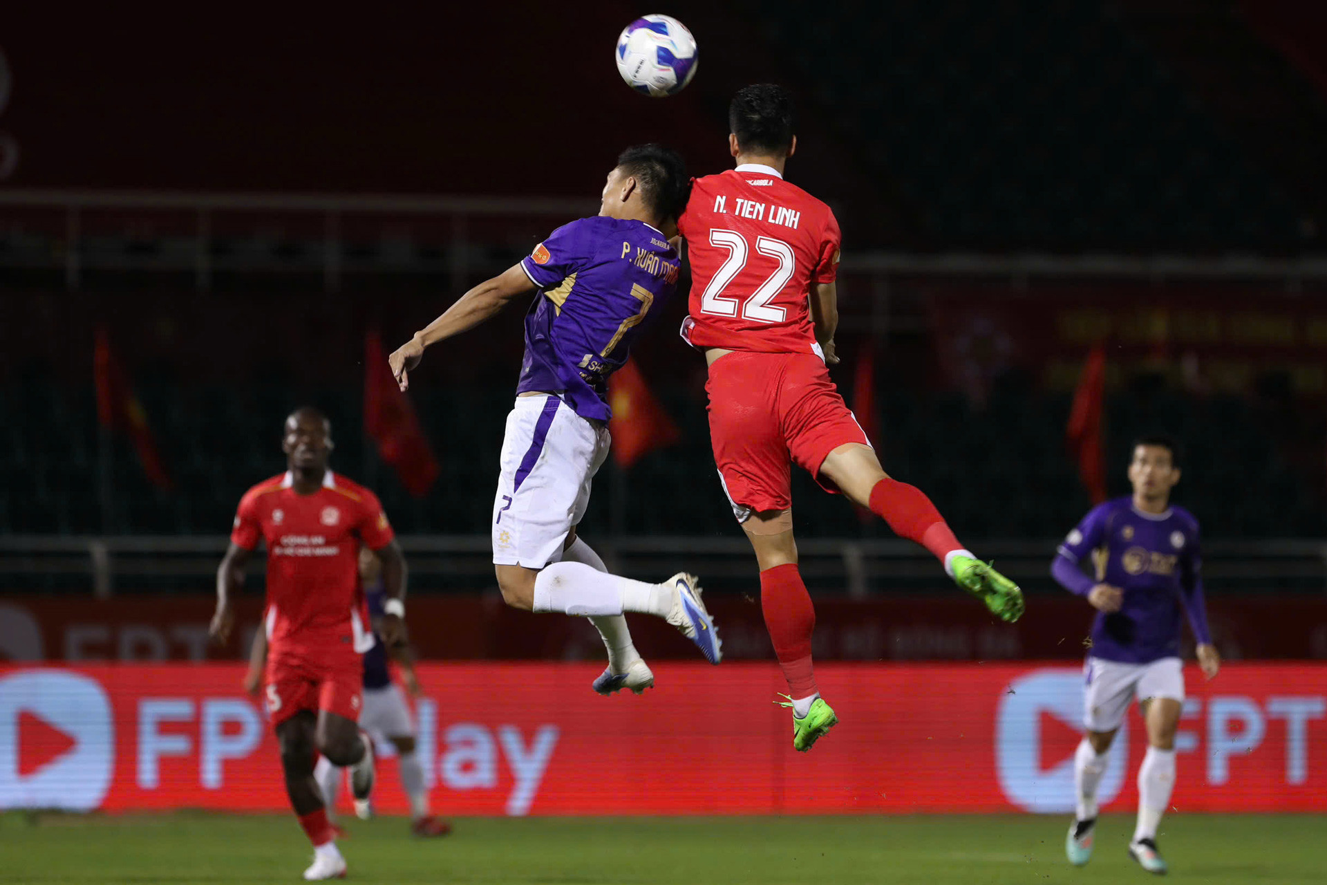 Tien Linh CAHCM Ha Noi 1.jpg