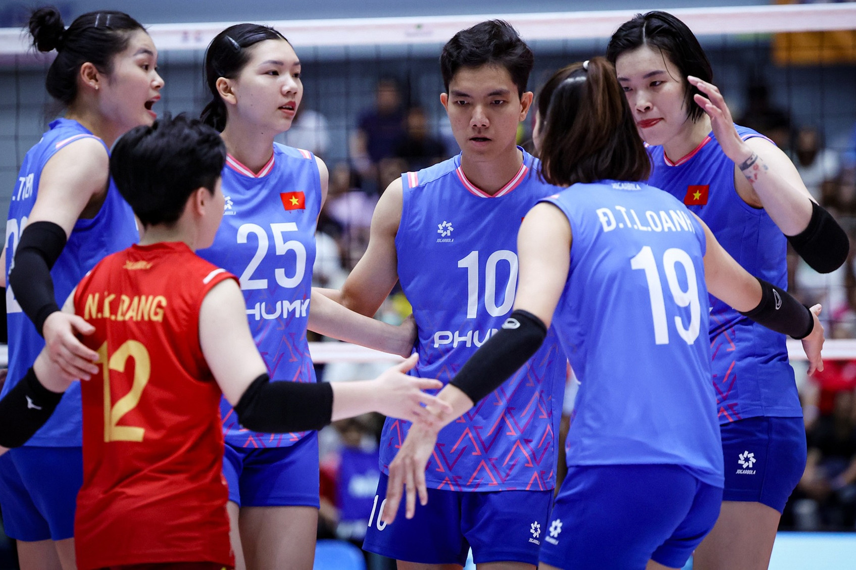 Tránh sự cố như U21 Việt Nam, LĐ bóng chuyền Việt Nam hành động gấp