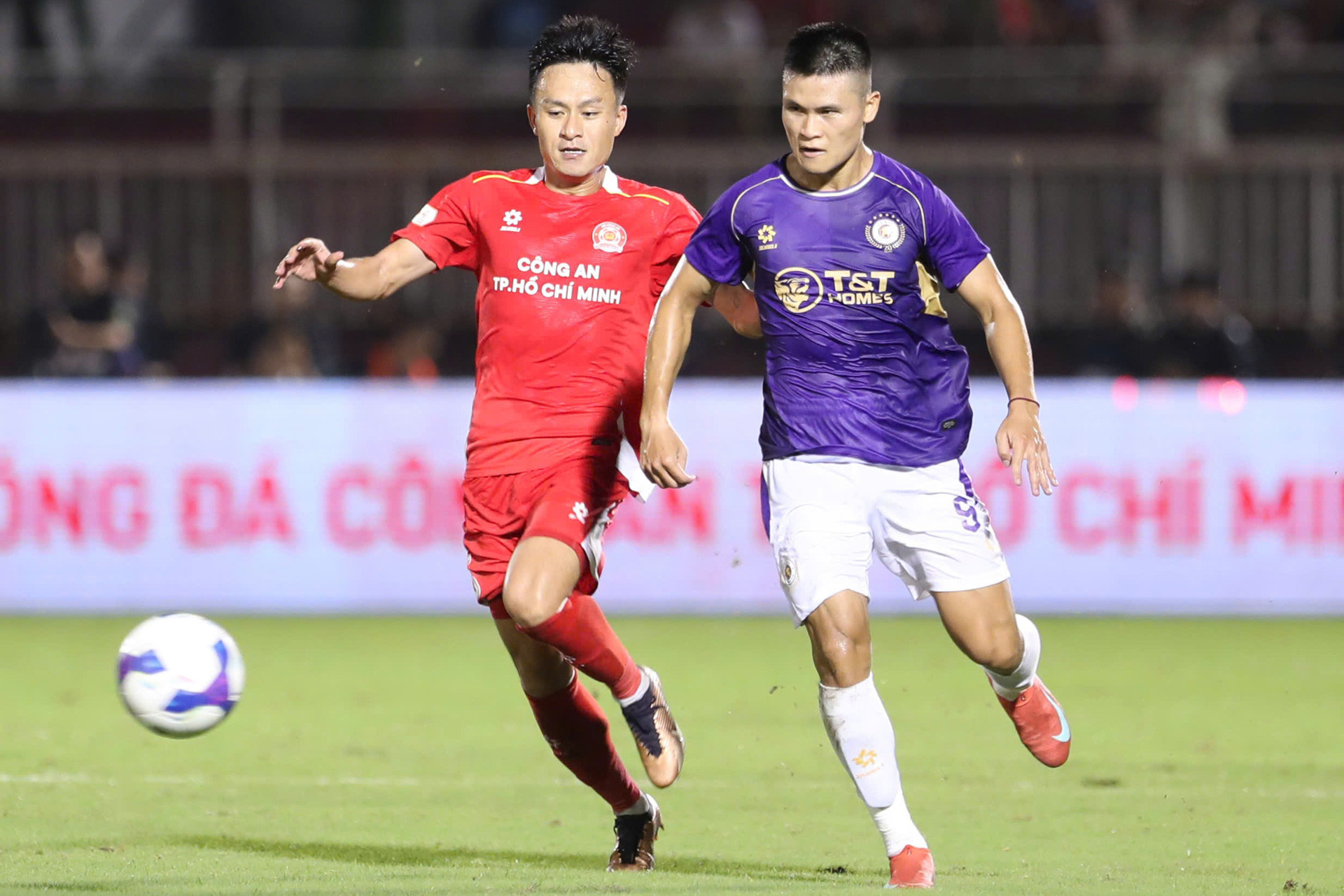 Tuan Hai CAHCM Ha Noi.jpg