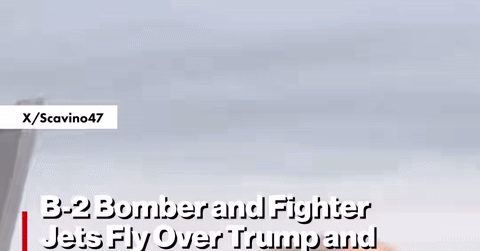 Video oanh tạc cơ B-2, tiêm kích F-35 &amp;apos;phô diễn&amp;apos; tại thượng đỉnh Trump - Putin