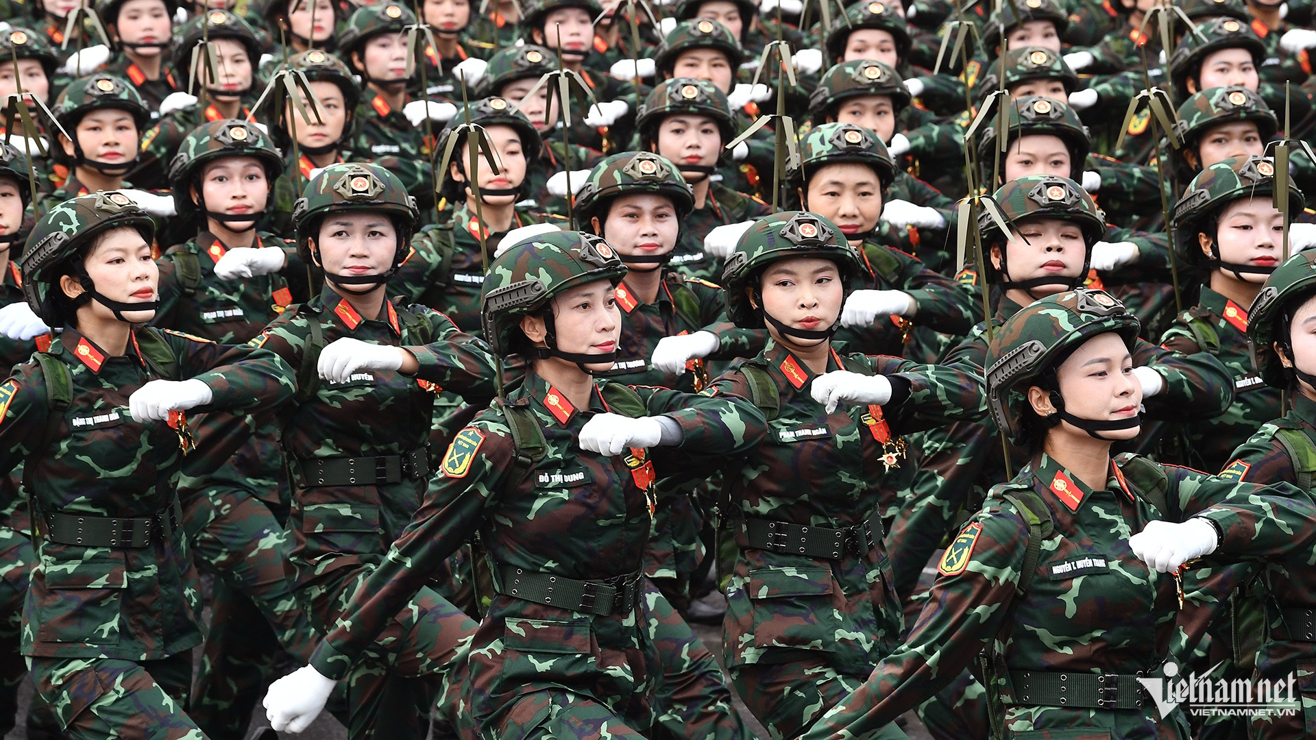 W-nu chien si_4.jpg