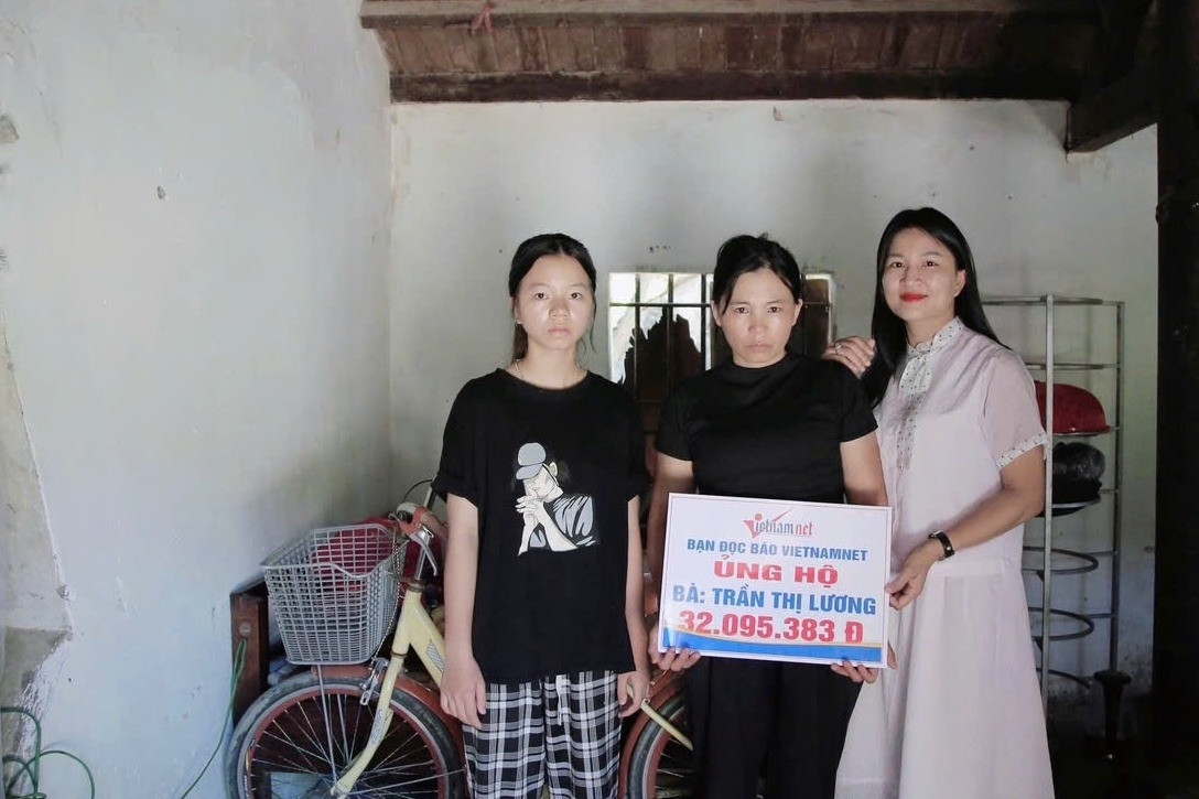 Bạn đọc giúp đỡ người mẹ nghèo ở Nghệ An nuôi chồng và con mắc bệnh tâm thần