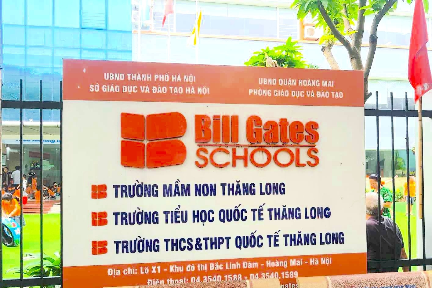 Đóng học phí cả trăm triệu/năm, phụ huynh Hà Nội tá hỏa khi biết con 'học chui'