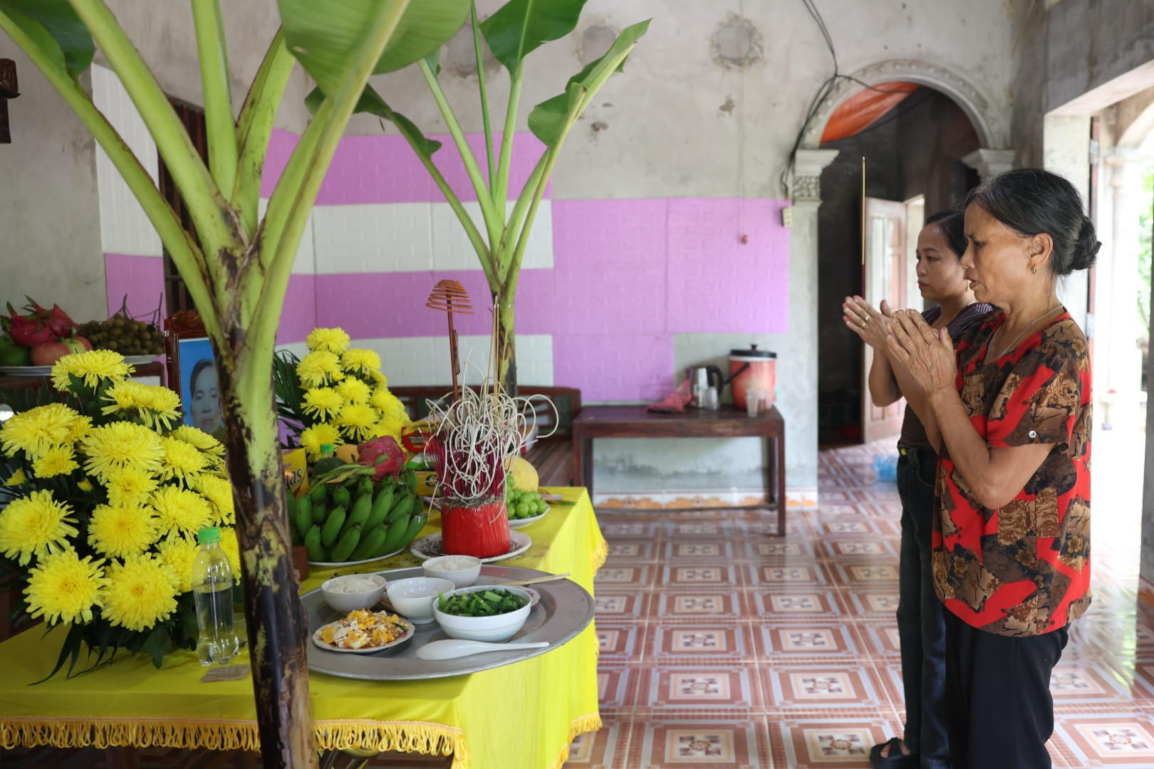 Người mẹ kể lại chuyện ‘chuộc’ 50 triệu đồng để đưa thi thể con dâu về nhà
