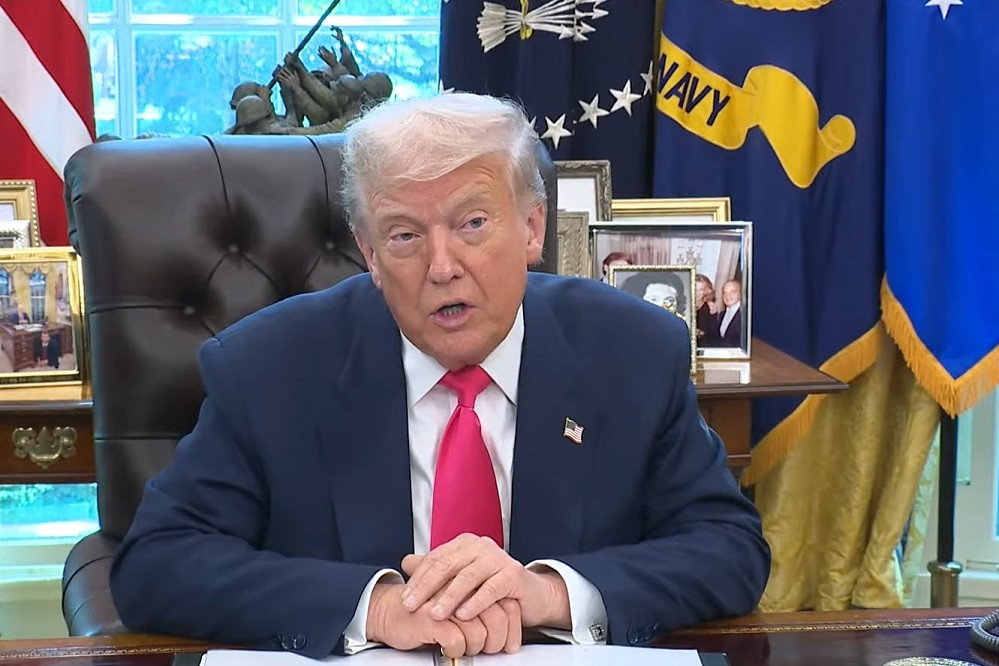 Ông Trump muốn dàn xếp cuộc gặp 3 bên Mỹ - Nga - Ukraine vào tuần tới