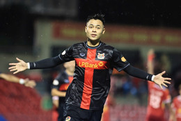 Thành Chung ra mắt, Ninh Bình thắng sốc ngay trận đầu tiên tại V-League