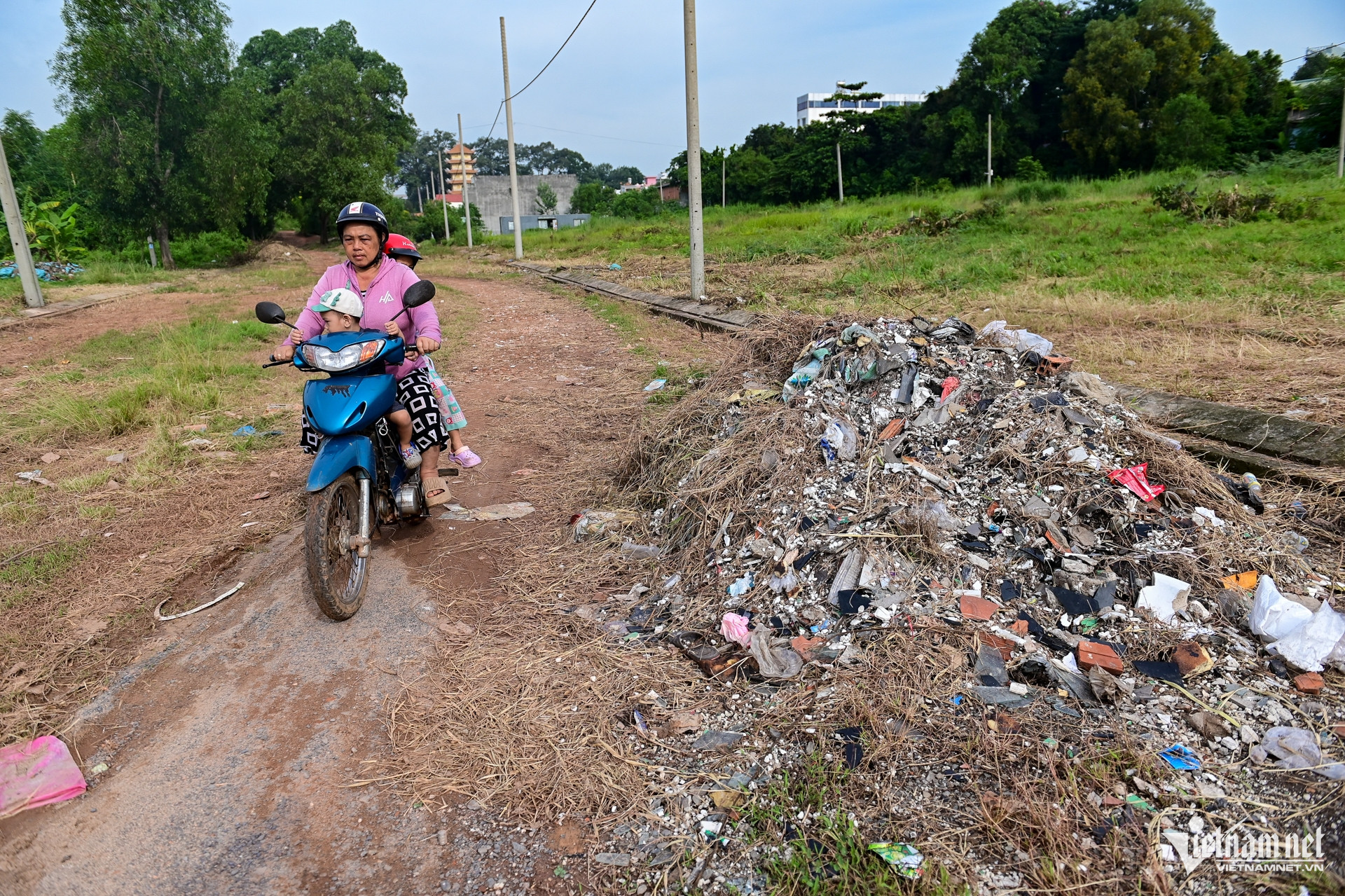 W-thủ dầu một Nguyễn Huế 4.jpg
