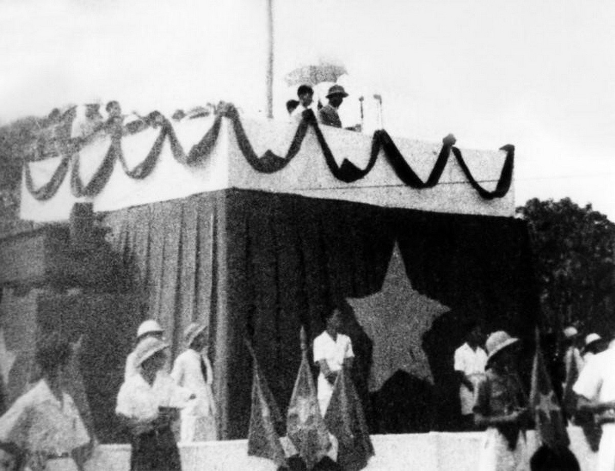 cong-an-nhan-dan.jpg