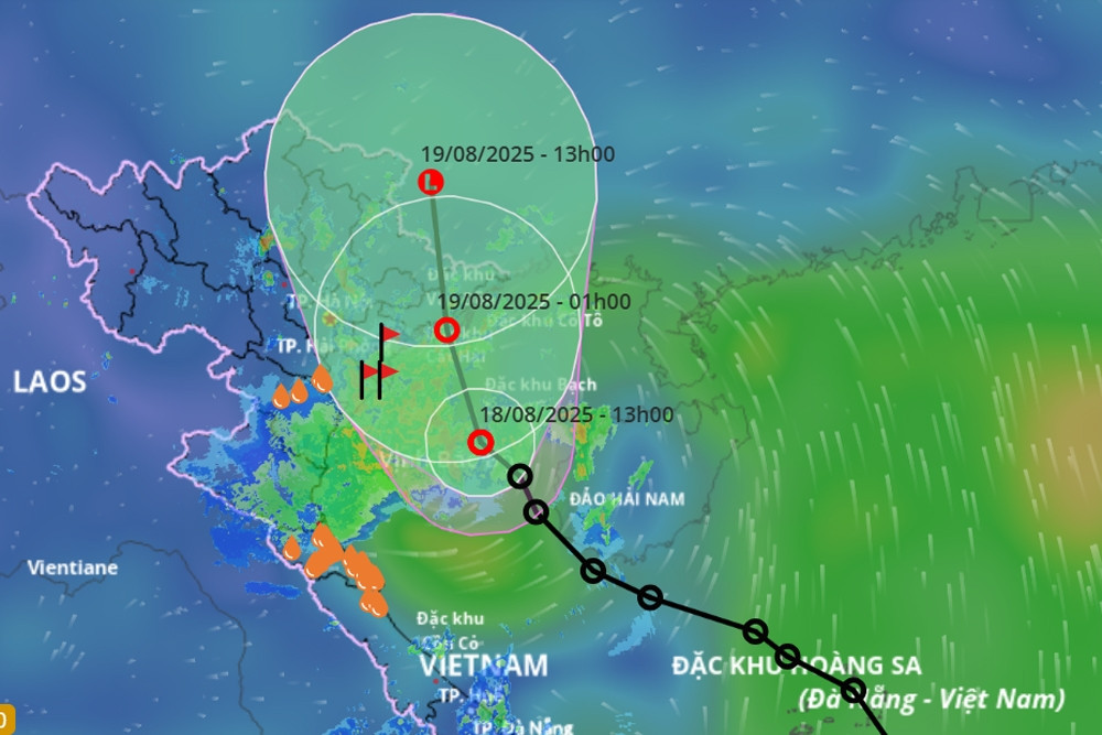 Áp thấp nhiệt đới giật cấp 9, cách đặc khu Bạch Long Vĩ chỉ 70km