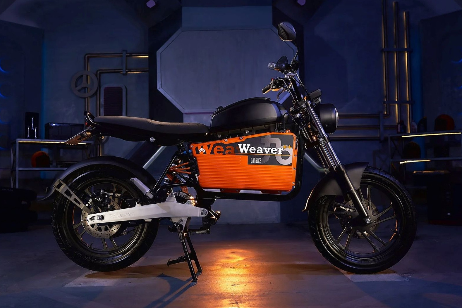 Chủ xe máy điện Dat Bike 'tá hỏa' vì giá thay pin gần 40 triệu, hãng nói gì?