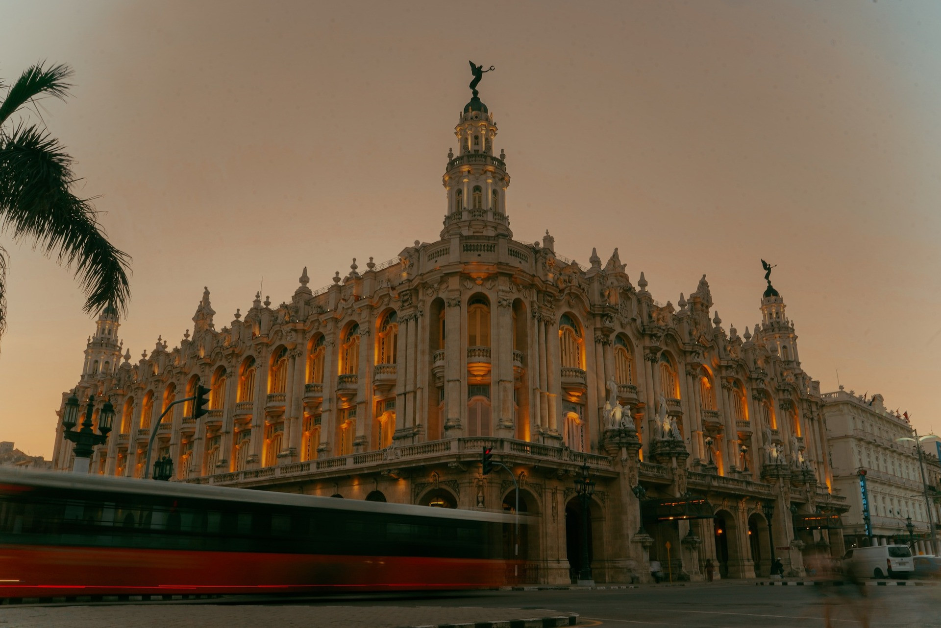 du lịch Cuba.jpg