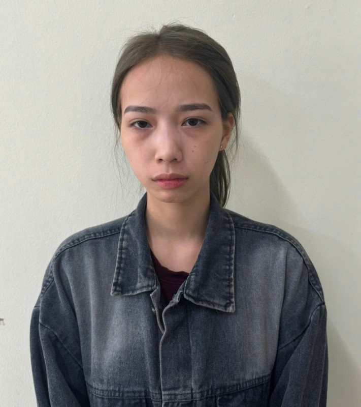 ha thi lai ha.jpg