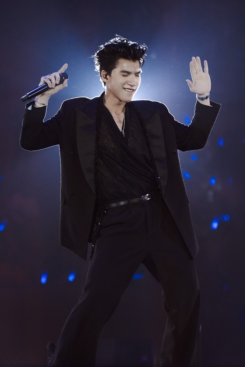 hieu thu hai.jpg