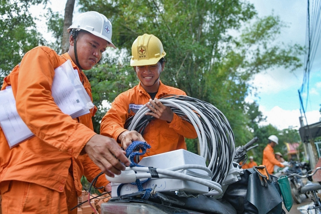 ‘Không thể đo kết quả kinh doanh của EVN bằng lời hay lỗ’
