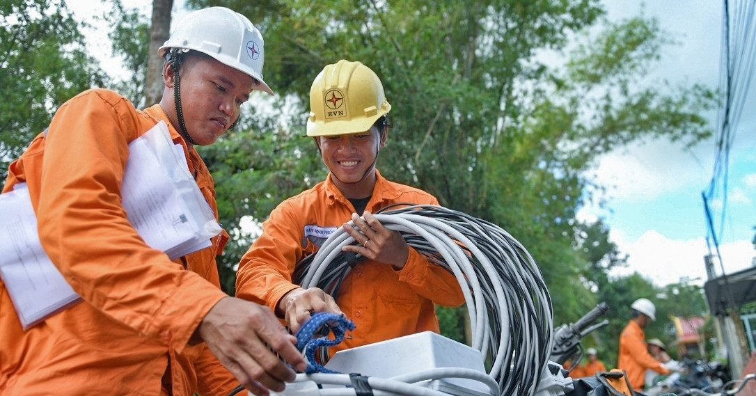 ‘Không thể đo kết quả kinh doanh của EVN bằng lời hay lỗ’