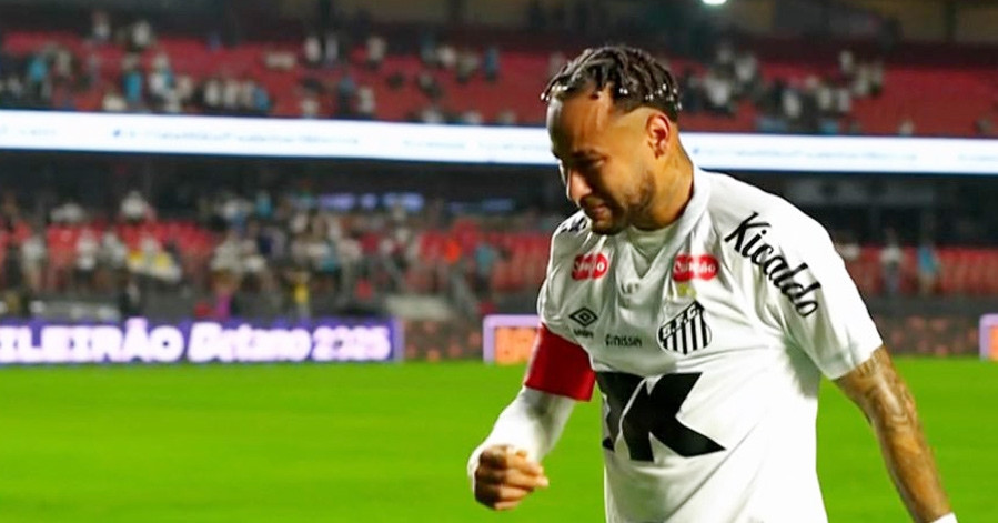 Neymar &amp;apos;khóc như mưa&amp;apos; sau trận thua đậm nhất sự nghiệp