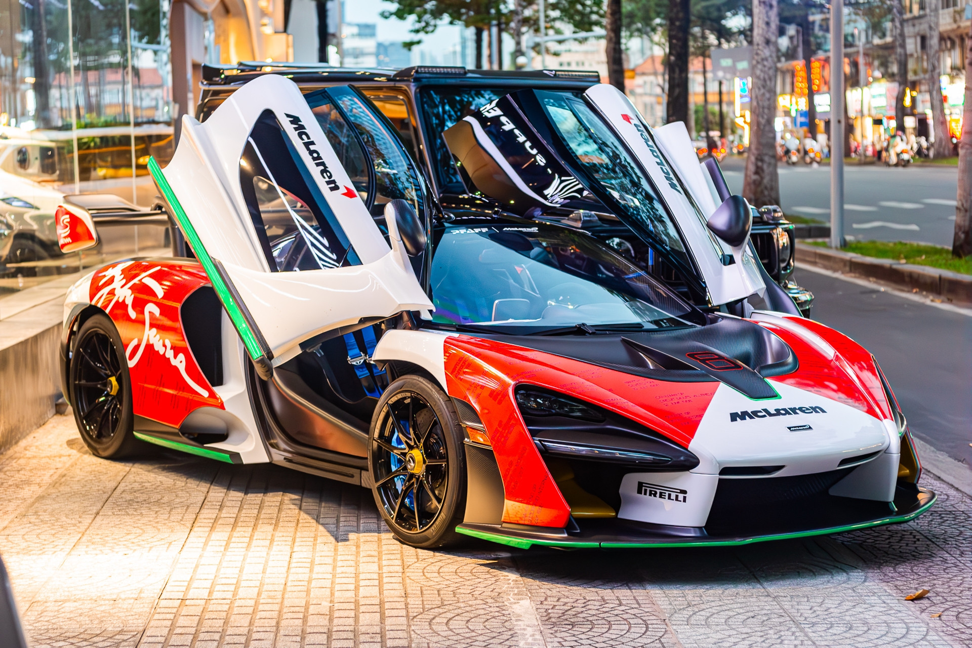 Siêu xe McLaren Senna triệu đô của ông Đặng Lê Nguyên Vũ lộ diện tại Hà Nội