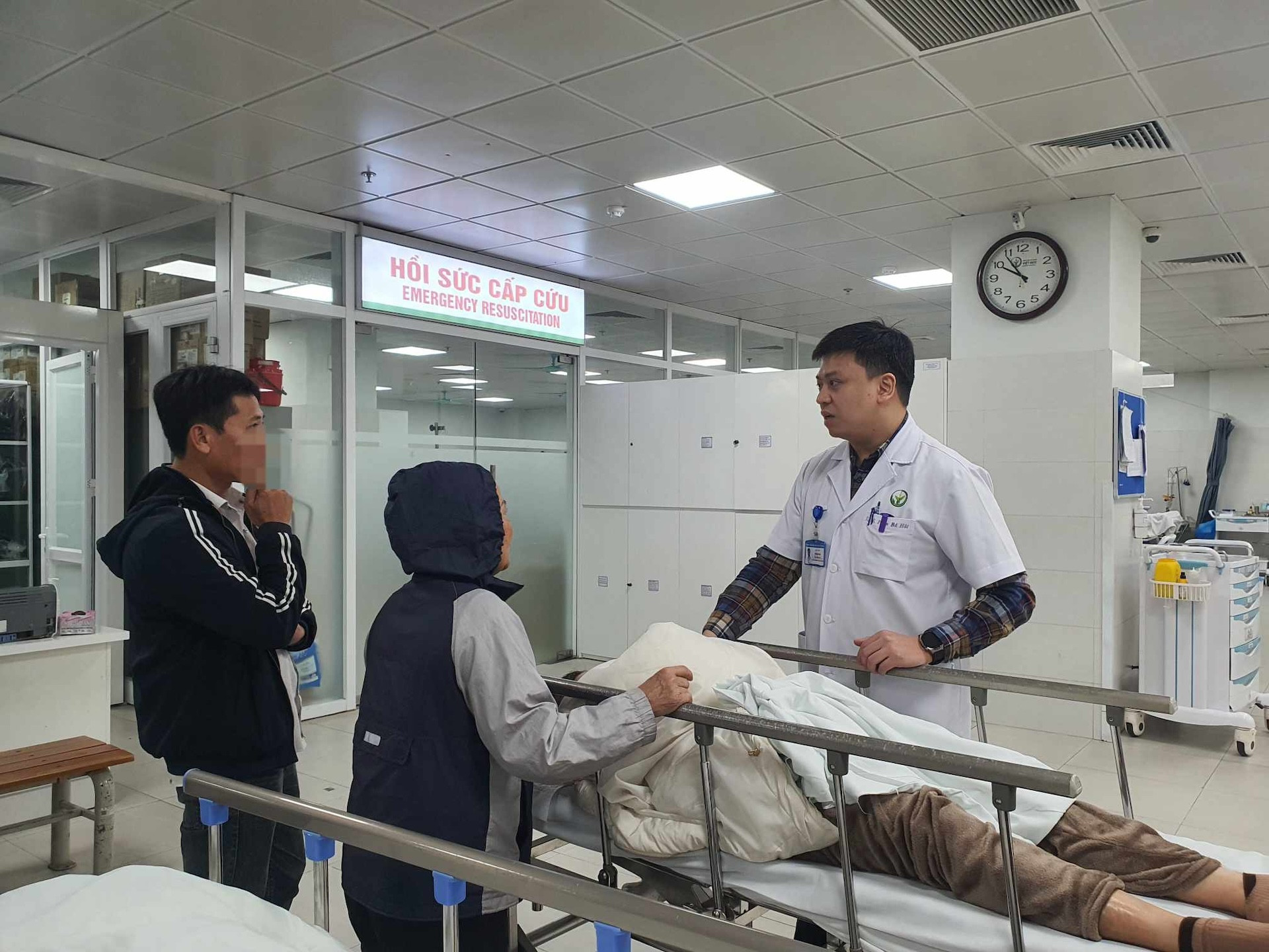 Thủ tục khám chữa bệnh cấp cứu theo diện BHYT theo quy định mới ban hành