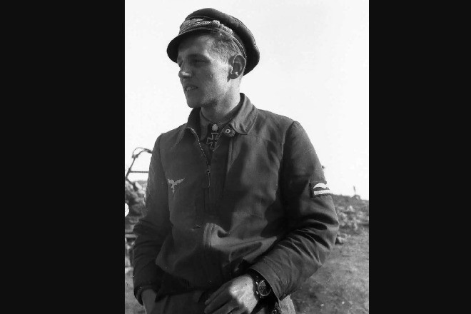 Erich Hartmann - 'Con quỷ đen' hạ gục hơn 300 máy bay trong Thế chiến II