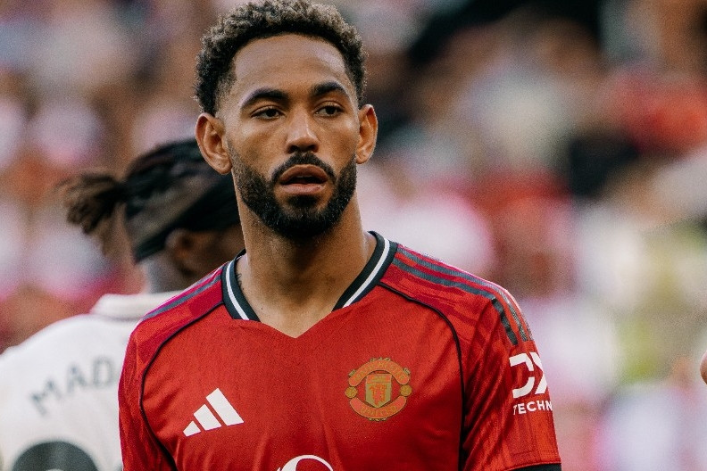 MU lại thua Arsenal: Mùa giải mới, thảm họa cũ