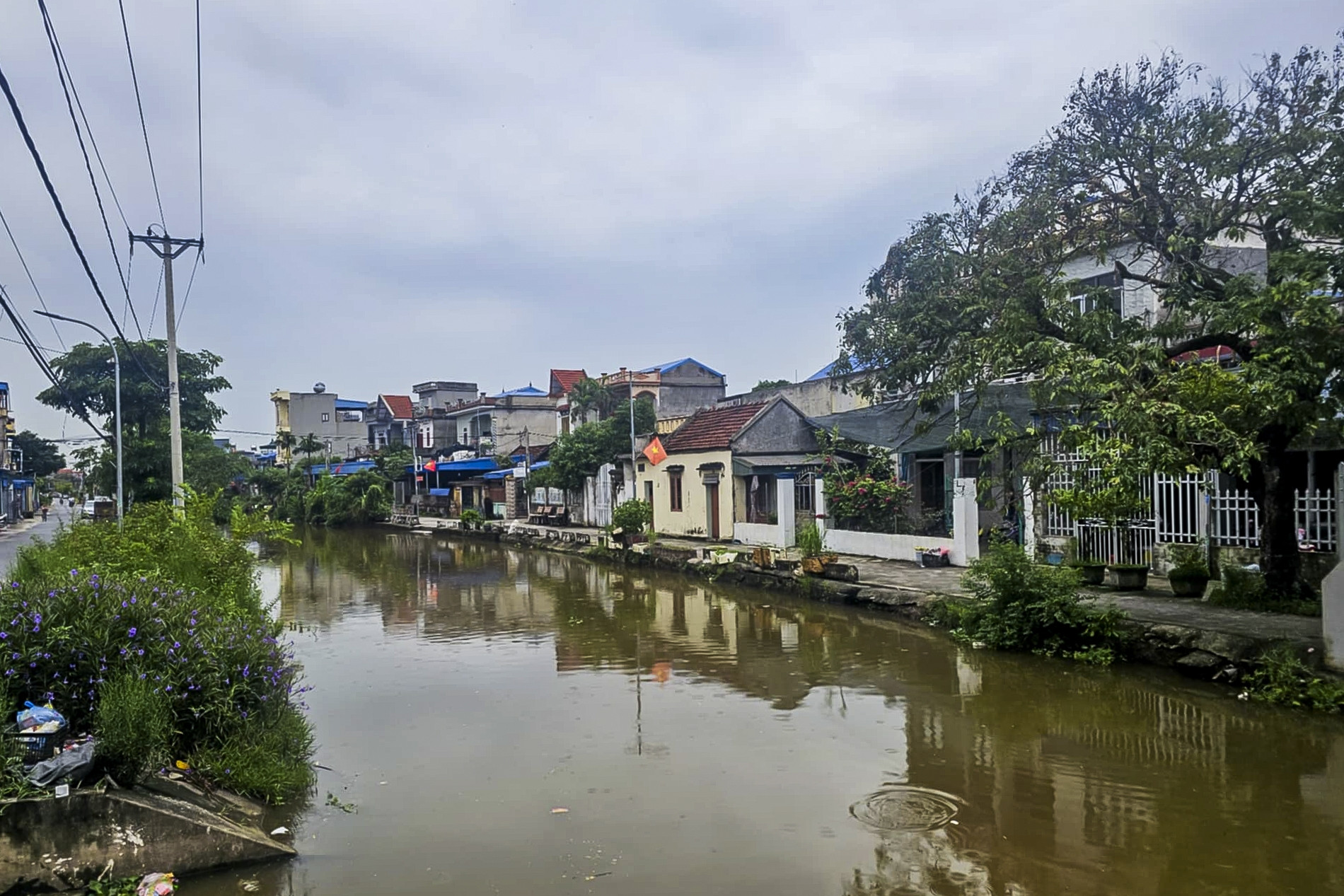 Người mẹ ôm con 5 tháng tuổi tự tử ở Ninh Bình, tiết lộ lý do xót xa