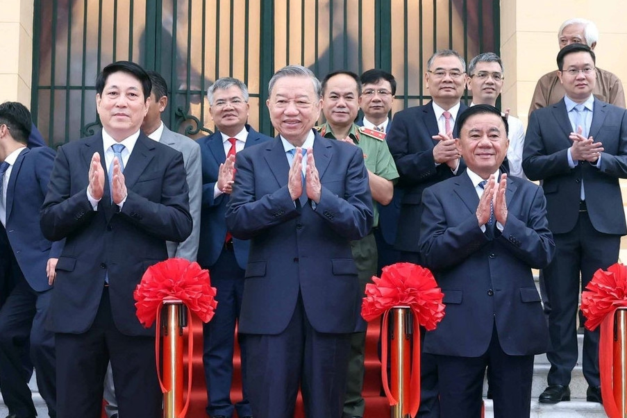 Tổng Bí thư, Chủ tịch nước dự lễ bàn giao trụ sở làm việc Cơ quan Chủ tịch nước