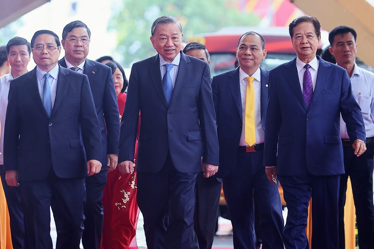 Tổng Bí thư, Thủ tướng trao tặng huân chương cho các tập đoàn đóng góp đặc biệt với đất nước