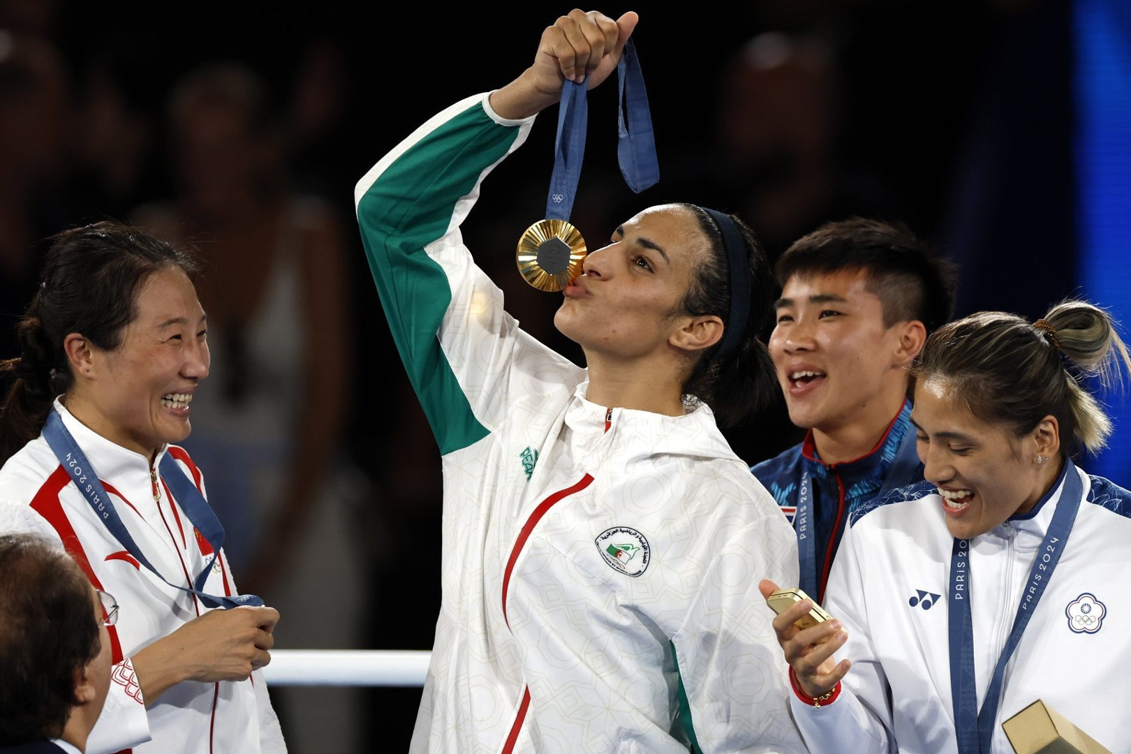 Tranh cãi giới tính trong thể thao nữ: Khoảng trống pháp lý