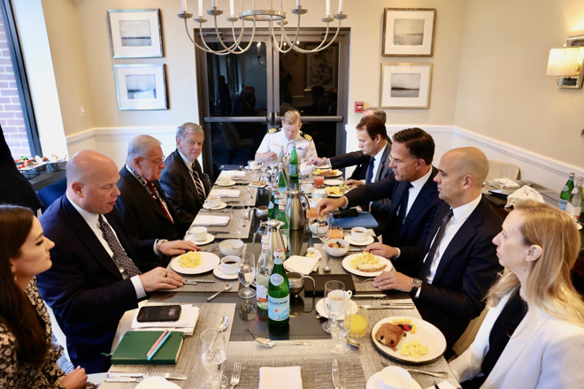 trump Zelensky hoi dam 1.jpg