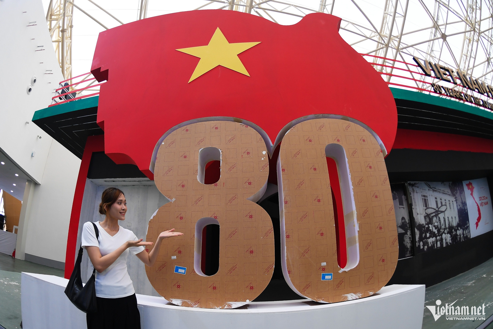 W-trung tam trien lam (16).JPG.jpg