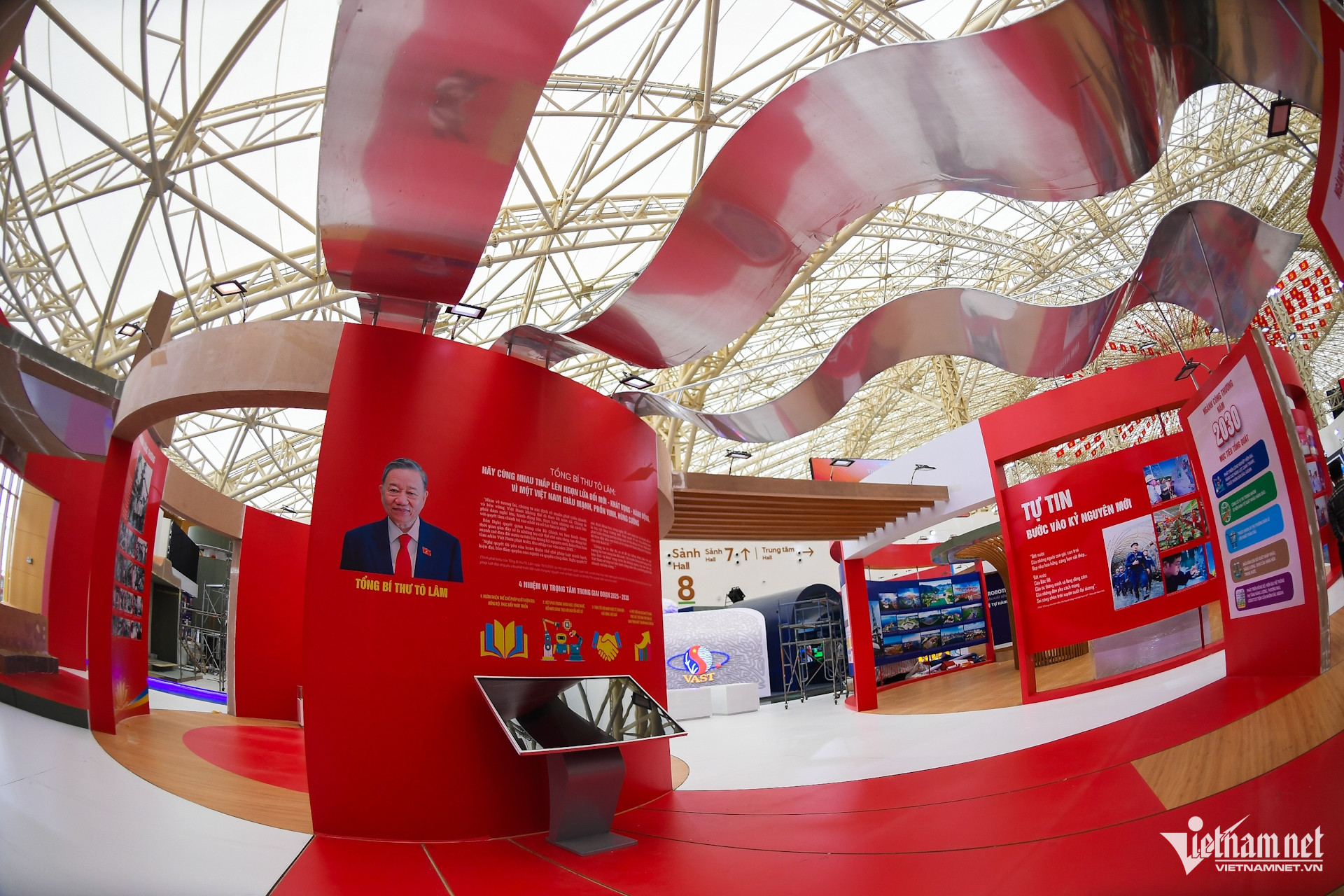 W-trung tam trien lam (4).JPG.jpg