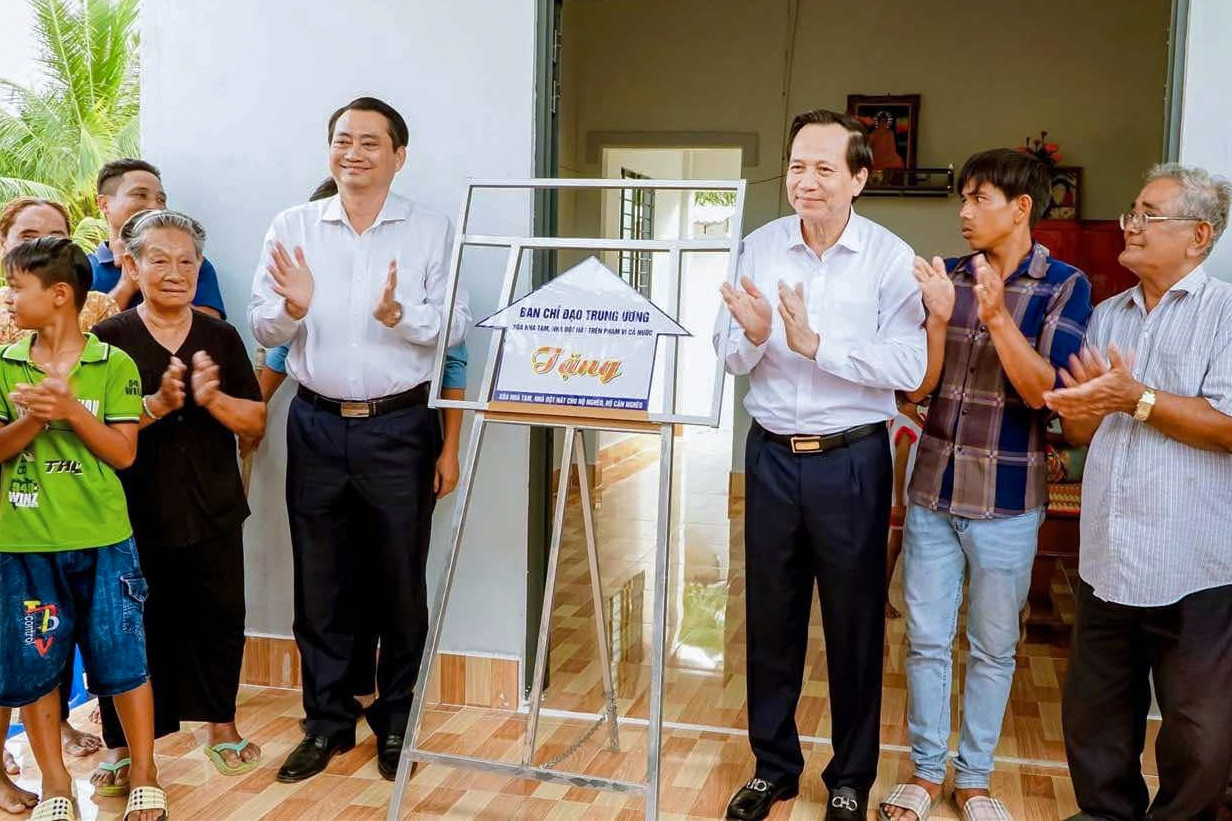 Xóa nhà tạm là 1 trong 250 công trình, dự án lớn chào mừng 80 năm Quốc khánh