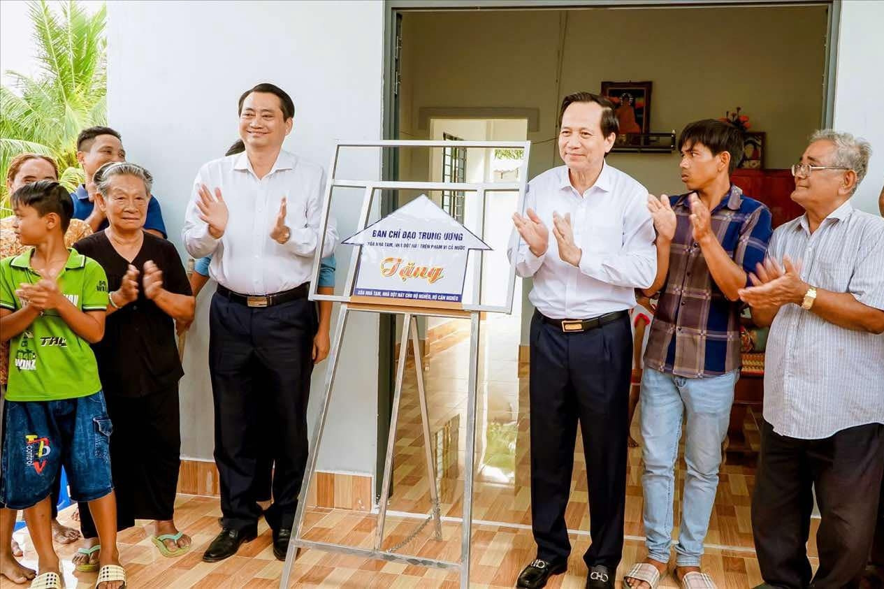 Xóa nhà tạm là 1 trong 250 công trình, dự án lớn chào mừng 80 năm Quốc khánh