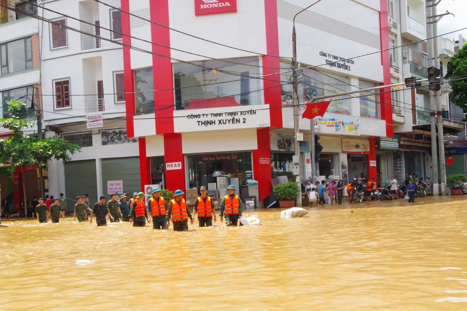 Bản tin sáng 2/8: Xã ở Sơn La ngập trong biển nước, cảnh hiếm thấy sau 50 năm