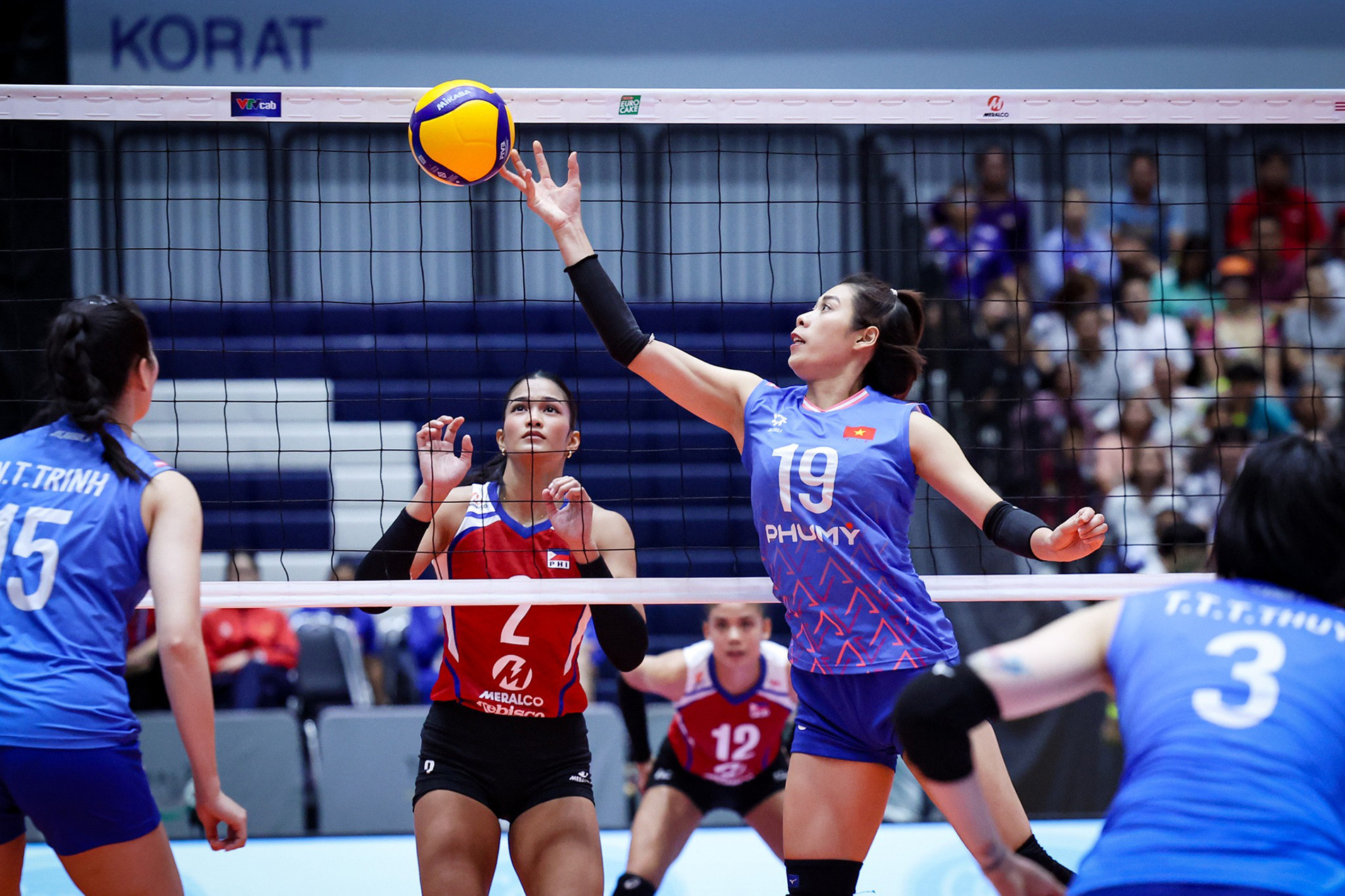 bong chuyen sea vleague 5.jpg
