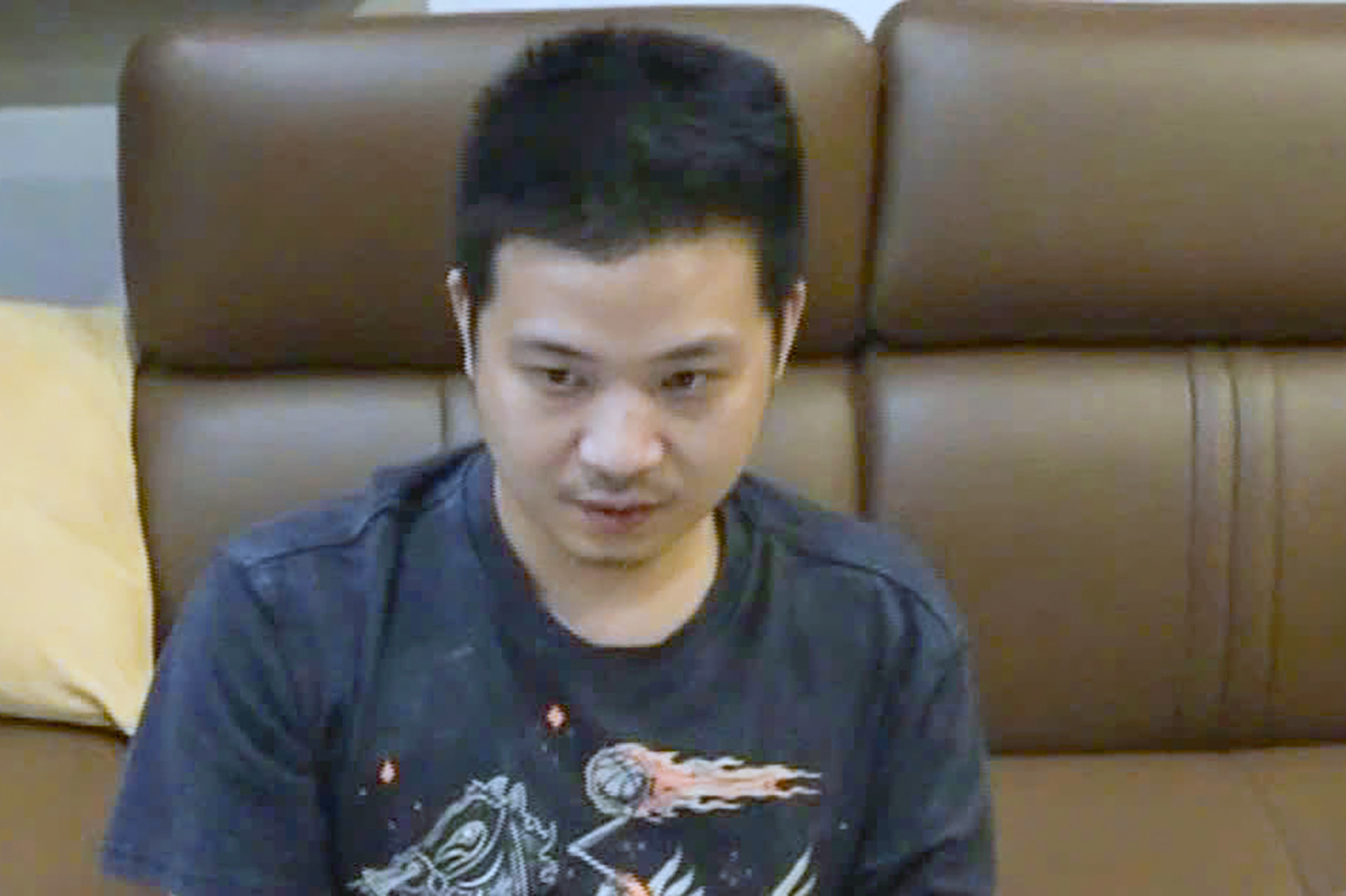Doi tuong bi truy na 2.jpg