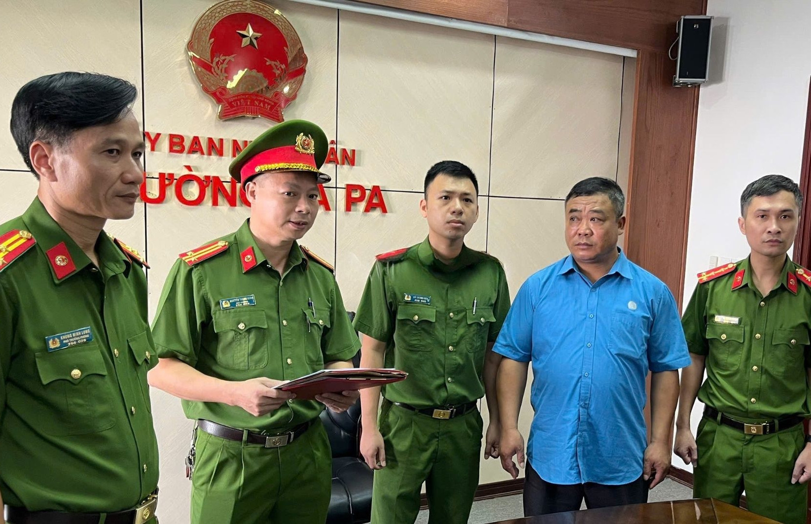 Kế toán tham ô tiền ngân sách, nguyên Chủ tịch phường bị khởi tố