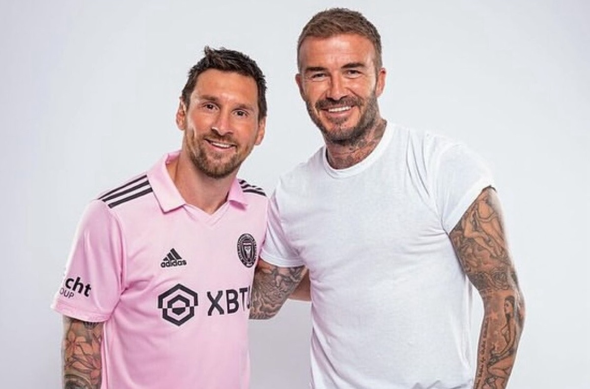 Messi Beckham DB.jpg