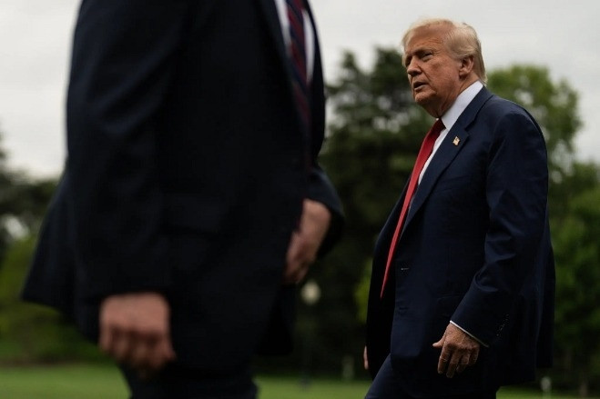 Ông Trump công bố sốc về tổn thất của Nga, Ukraine tập kích hàng loạt kho dầu