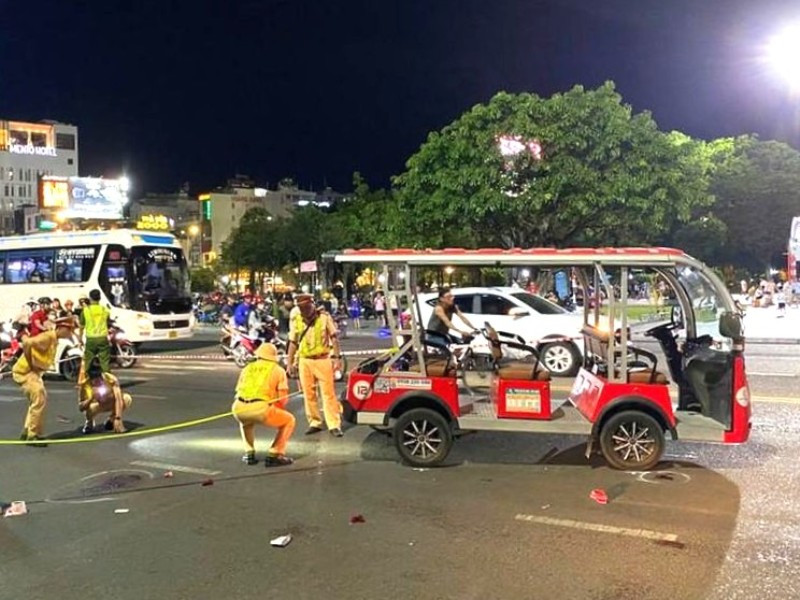 Tai nạn xe điện.jpg