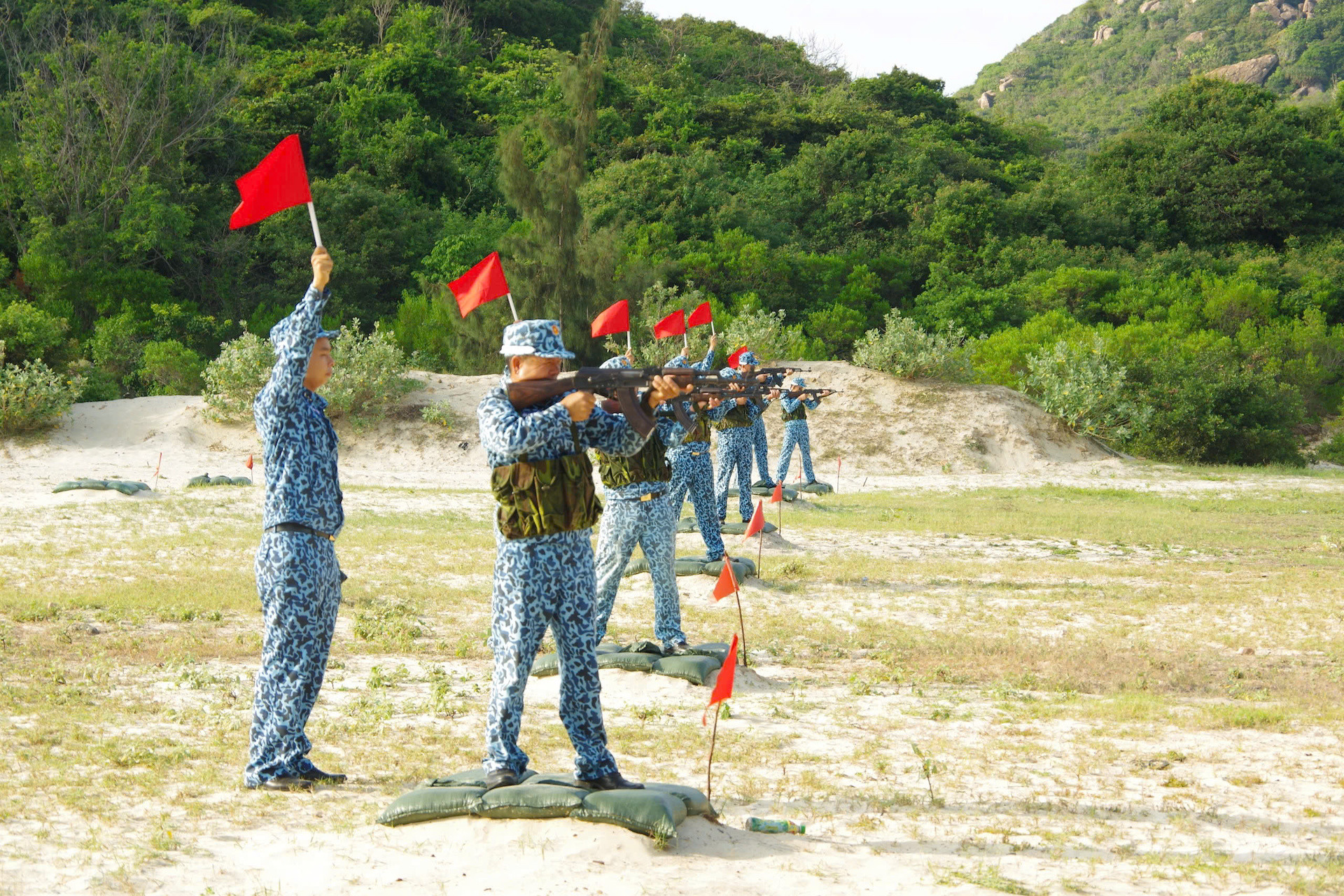 tàu ngầm 7.jpg