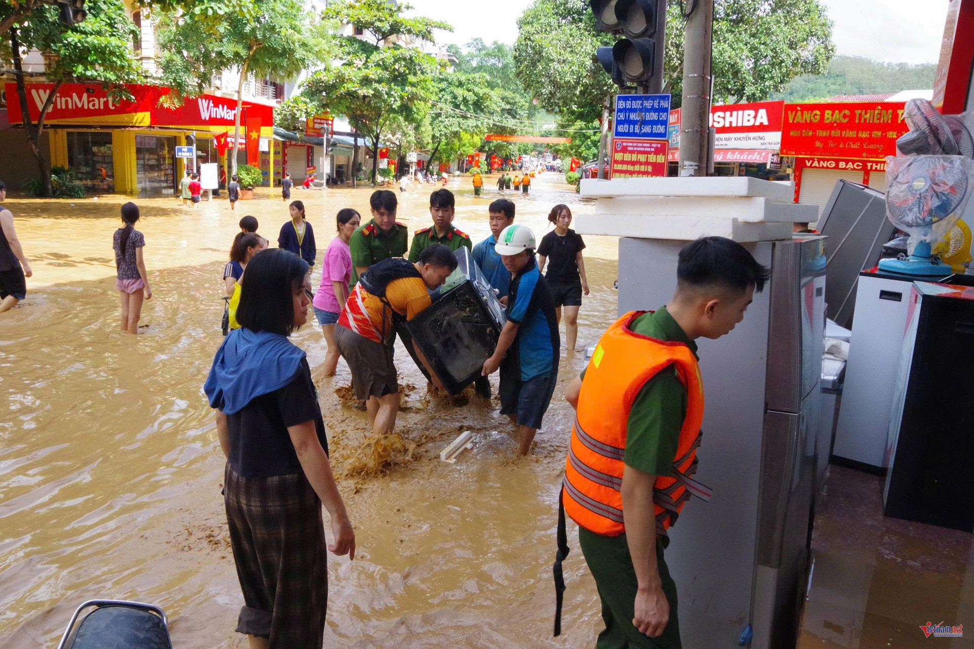 w song ma 1 3225.jpg