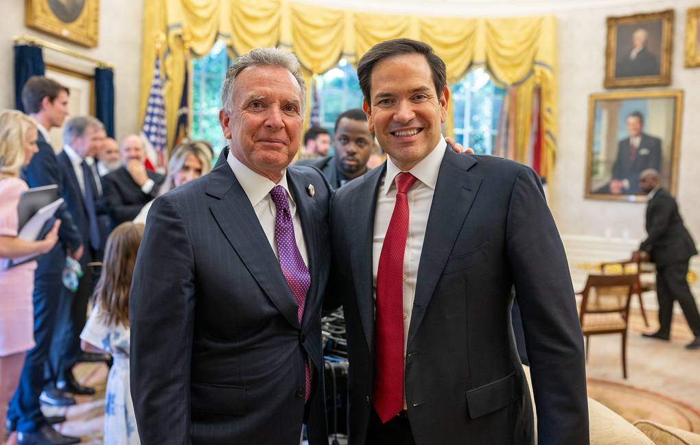 1444929 whitehouse.jpg