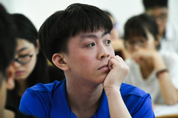 Điểm chuẩn đại học nhiều biến động khi thêm 4 lần lọc ảo, có thí sinh đăng ký 231 nguyện vọng