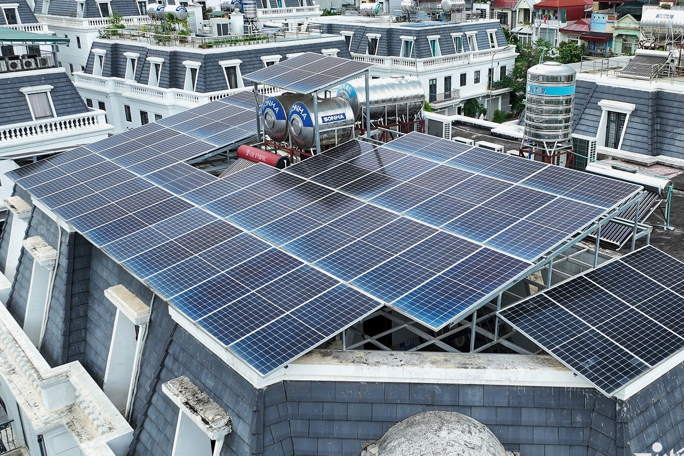 Hỗ trợ 14 triệu hộ dân lắp điện mặt trời mái nhà, Bộ Công Thương nói cần 42.000 tỷ