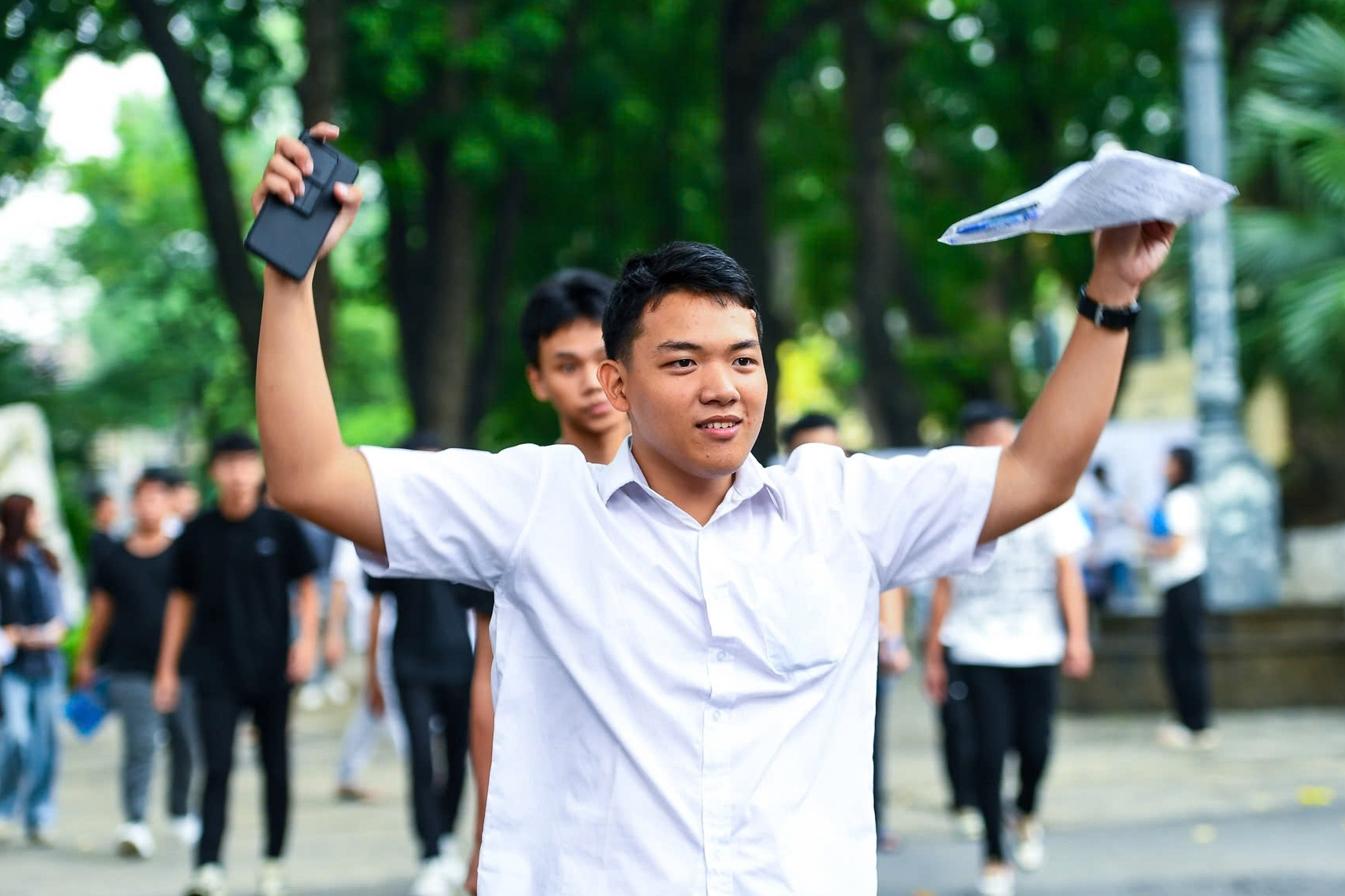 Link tra cứu nhanh điểm chuẩn đại học năm 2025 của các trường trên VietNamNet
