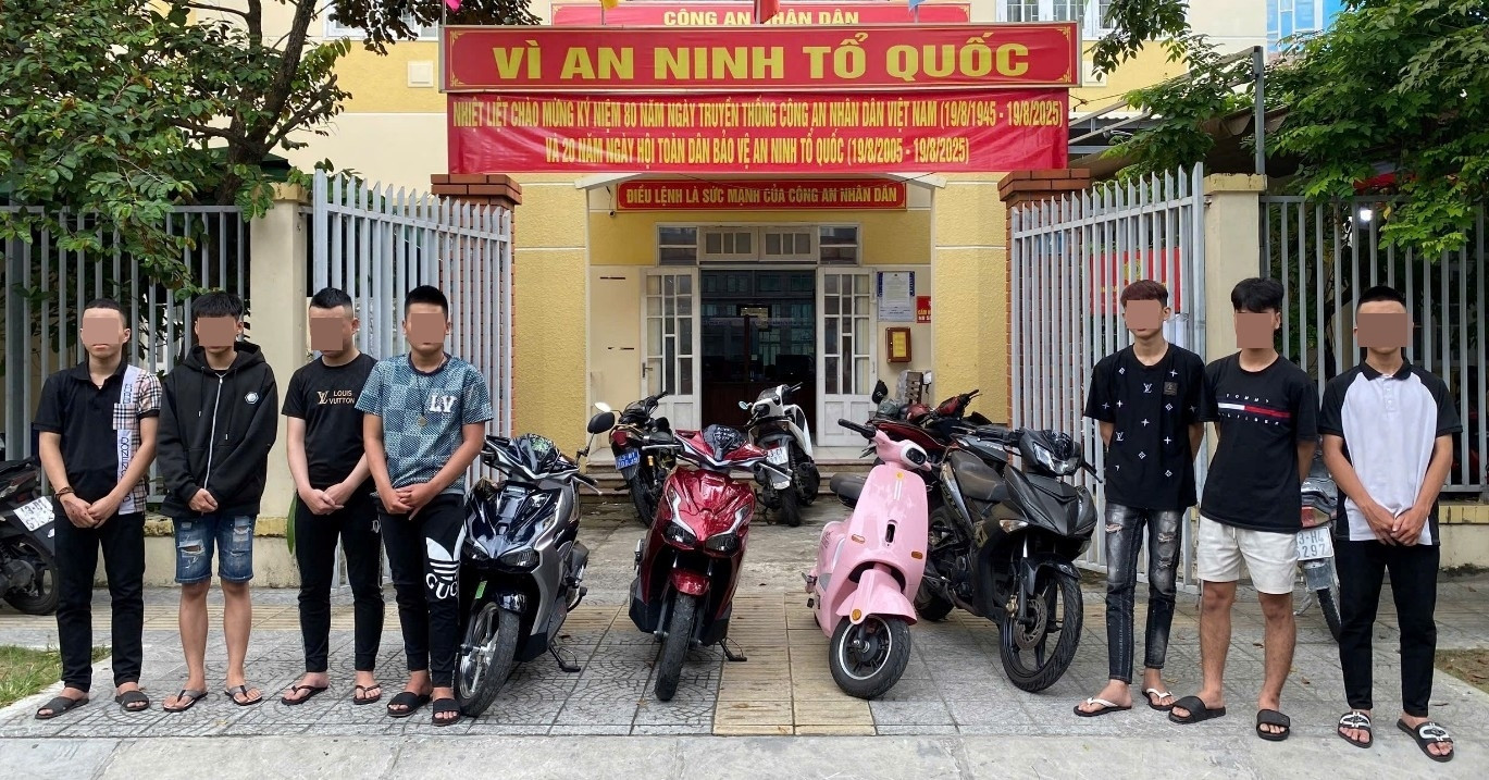 Nam sinh 16 tuổi bị nhóm người lạ tấn công gây thương tật 41%, mù vĩnh viễn
